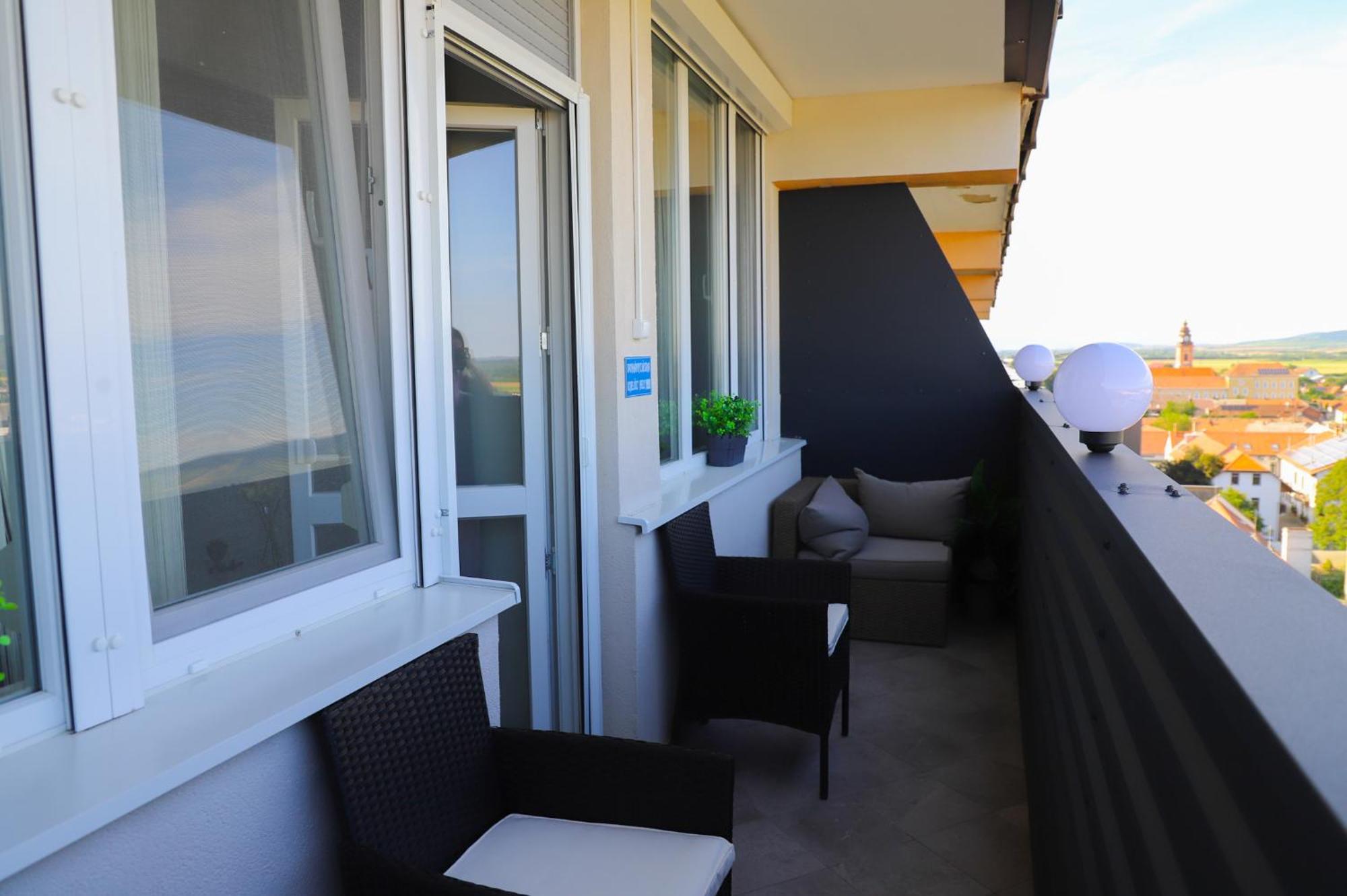 Ueveghid Apartman Sátoraljaújhely 外观 照片